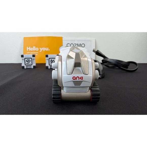 Anki Cozmo Robot Educational Toy 3 Cubes 1 Charger w/ Face Recognition Charger - Picture 6 of 15